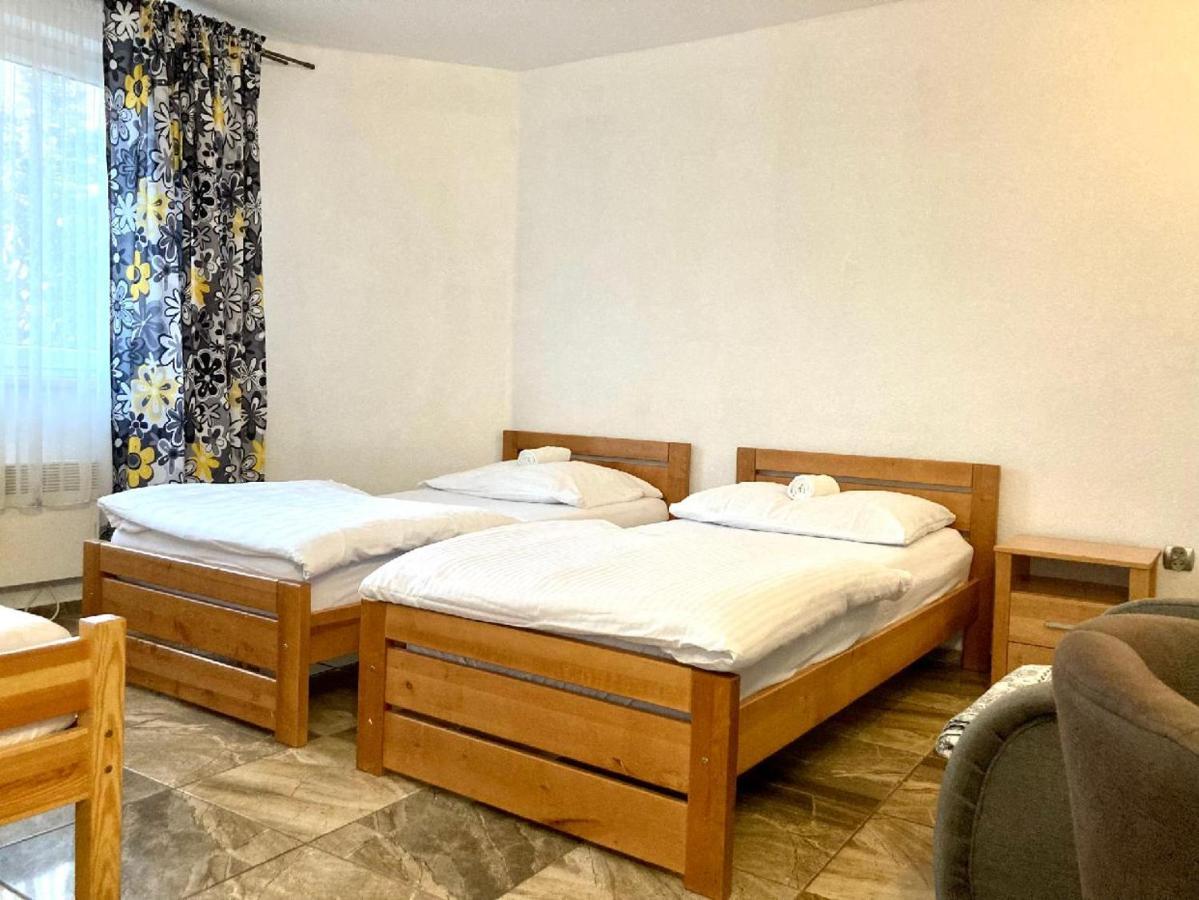 Luxor Hotel Havirov Luaran gambar