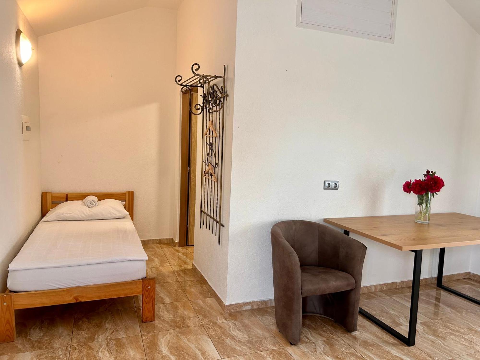 Luxor Hotel Havirov Luaran gambar