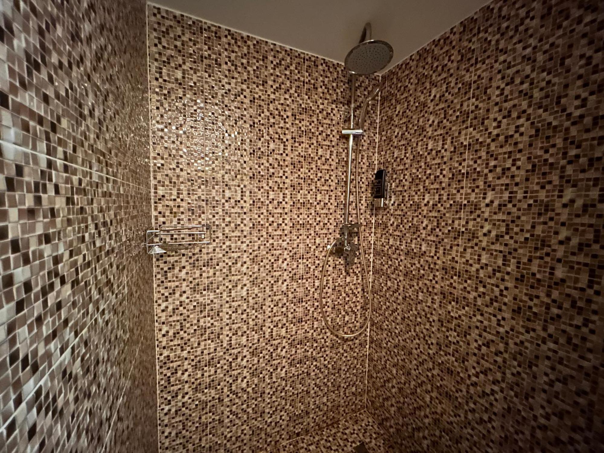 Luxor Hotel Havirov Luaran gambar